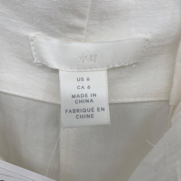 H&M Linen Blend High Rise Paper Bag Waist Shorts Cream Size 6 NWT - Picture 2 of 11